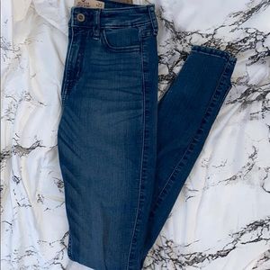 Hollister Jeans || size 00